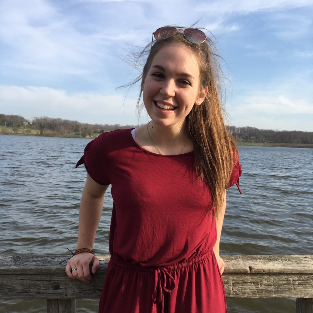 Meet your Posher, Kayla